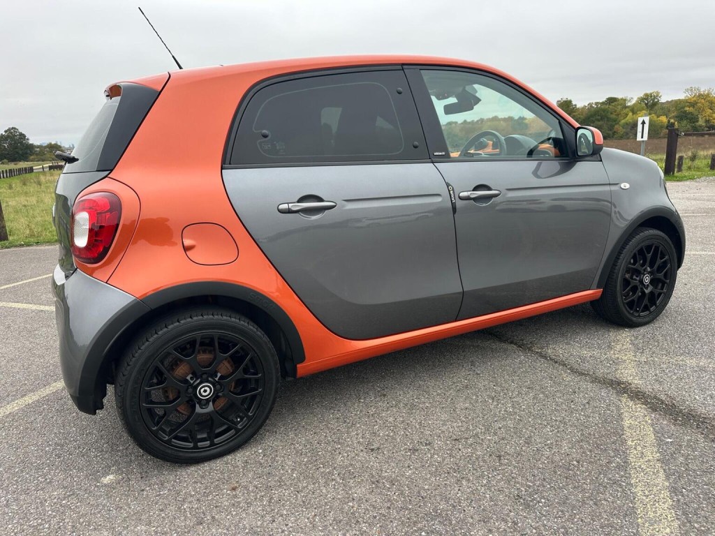 SMART FORFOUR