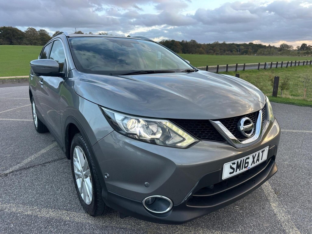 View NISSAN QASHQAI 1.5 dCi Tekna 2WD Euro 6 (s/s) 5dr