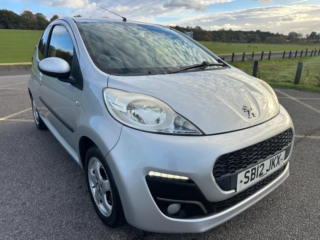 View PEUGEOT 107 1.0 12V Allure Euro 5 3dr