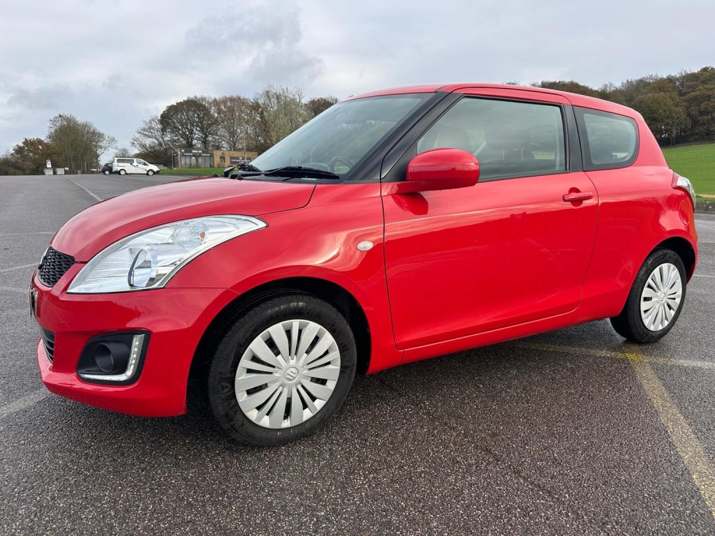 SUZUKI SWIFT