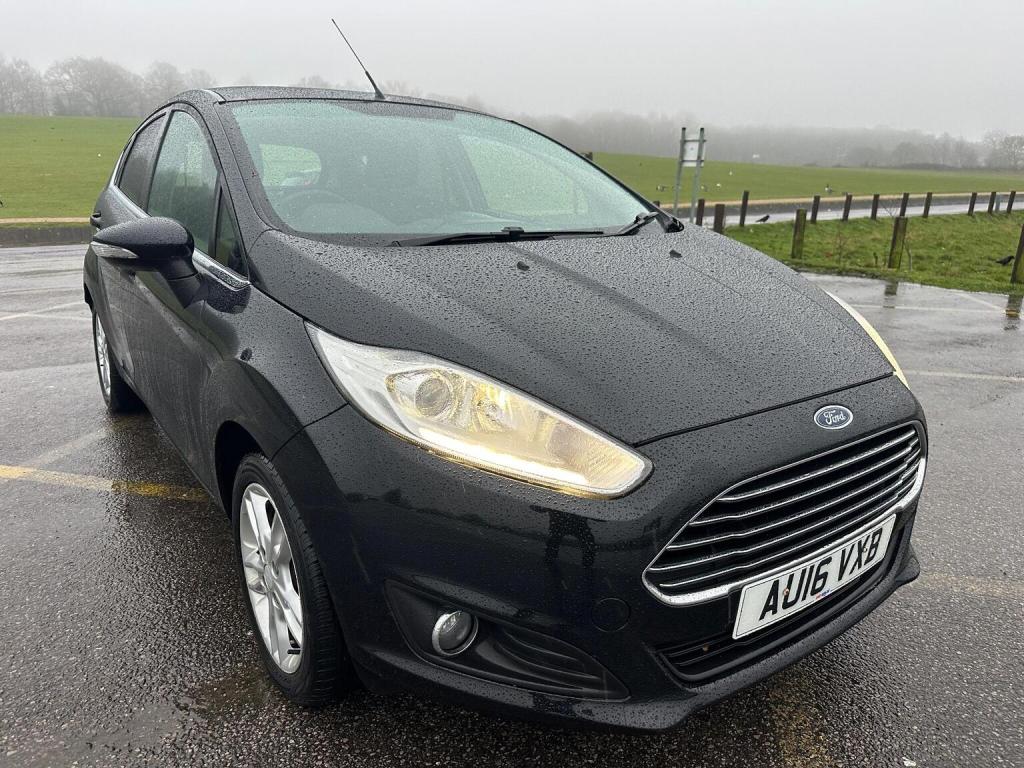 View FORD FIESTA 1.25 Zetec Euro 6 5dr