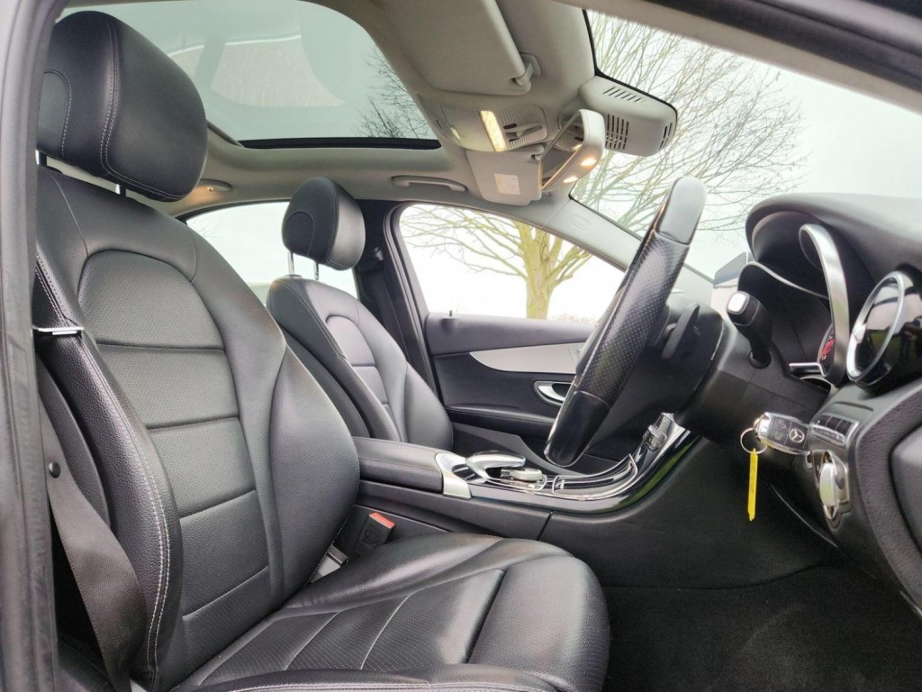 MERCEDES-BENZ C CLASS