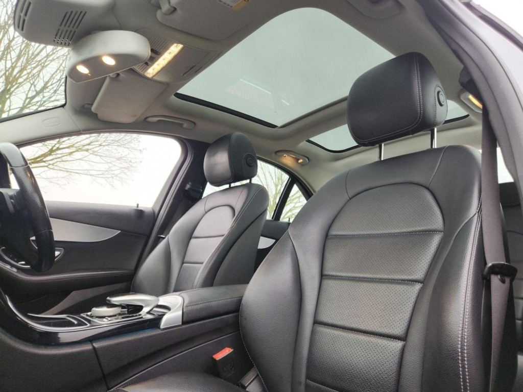 MERCEDES-BENZ C CLASS