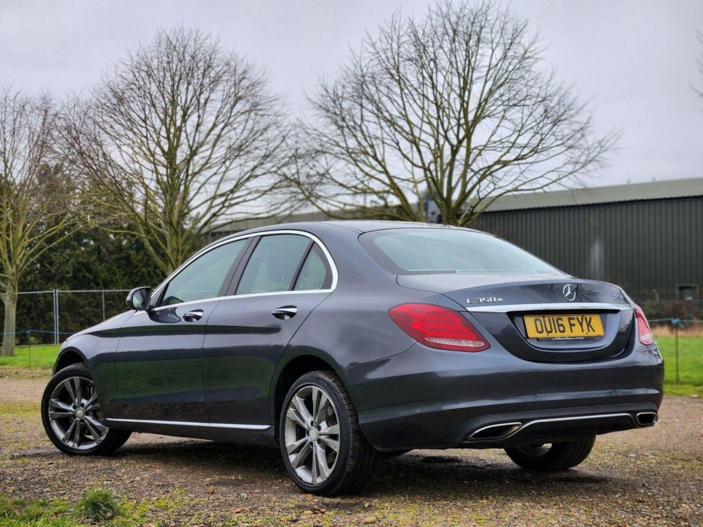 MERCEDES-BENZ C CLASS