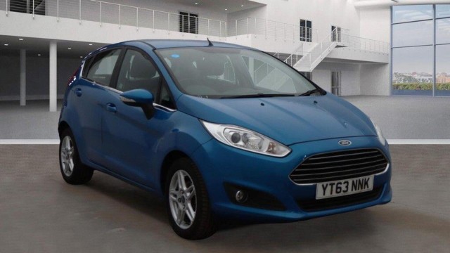 FORD FIESTA 1.0T EcoBoost Zetec Euro 5 (s/s) 5dr
