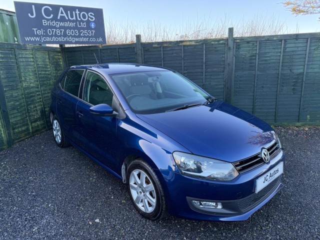 VOLKSWAGEN POLO