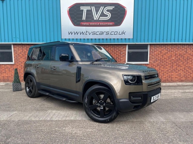 LAND ROVER DEFENDER 110