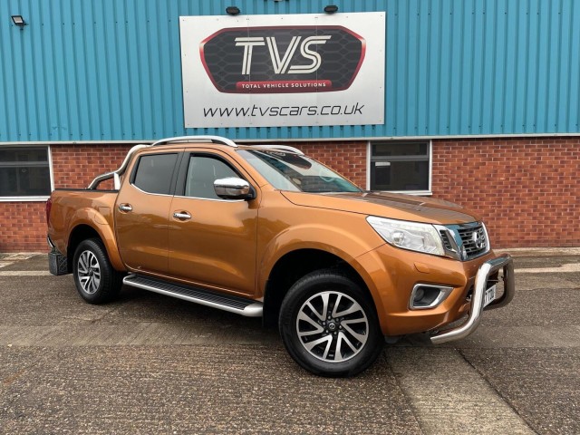 NISSAN NAVARA