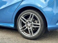 MERCEDES-BENZ B CLASS