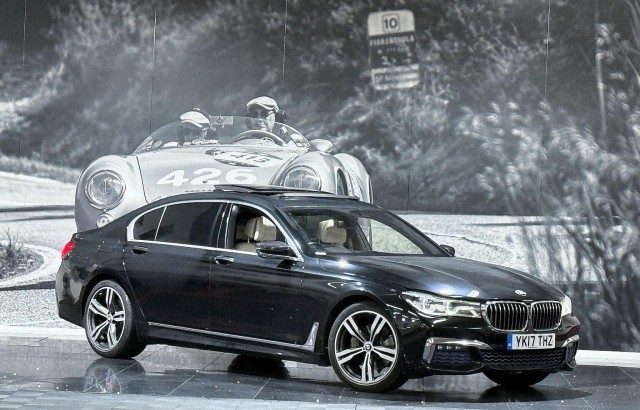 BMW 7 SERIES