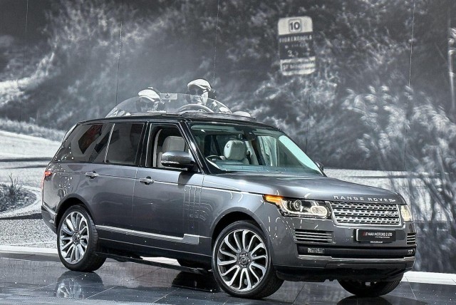LAND ROVER RANGE ROVER