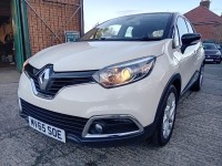 RENAULT CAPTUR