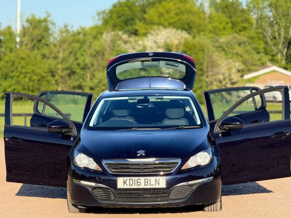 PEUGEOT 308
