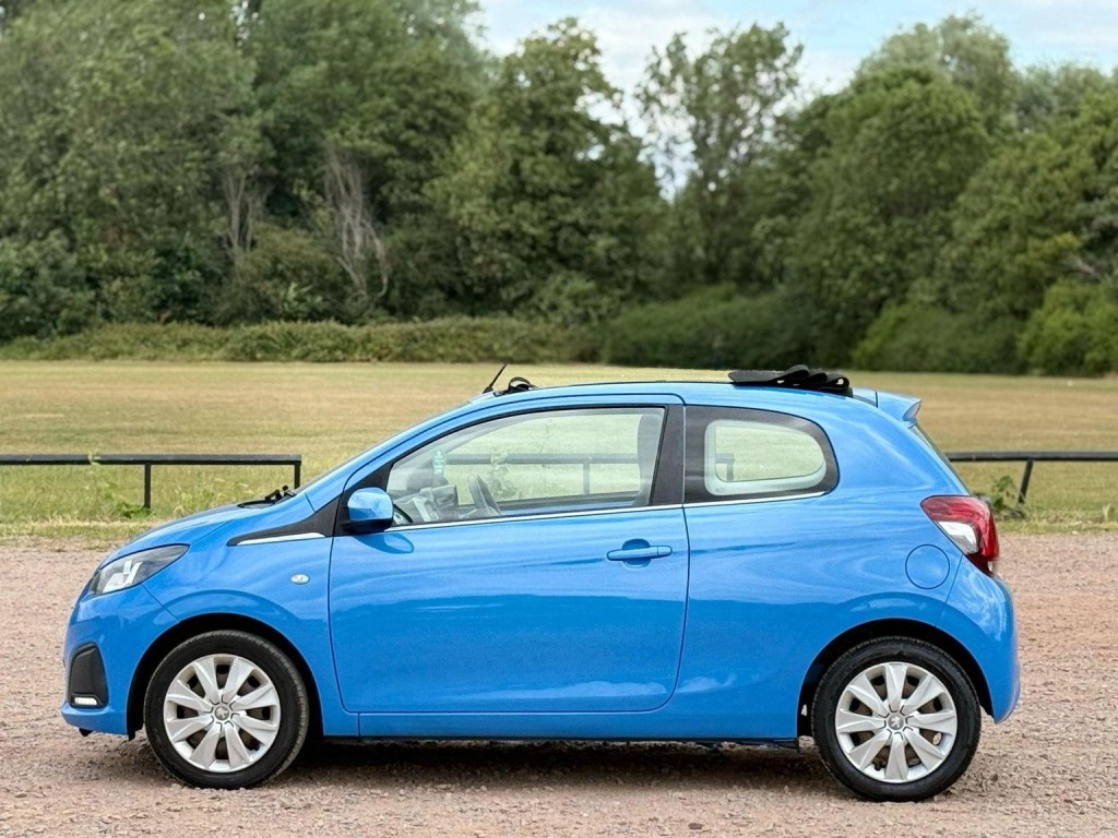 PEUGEOT 108