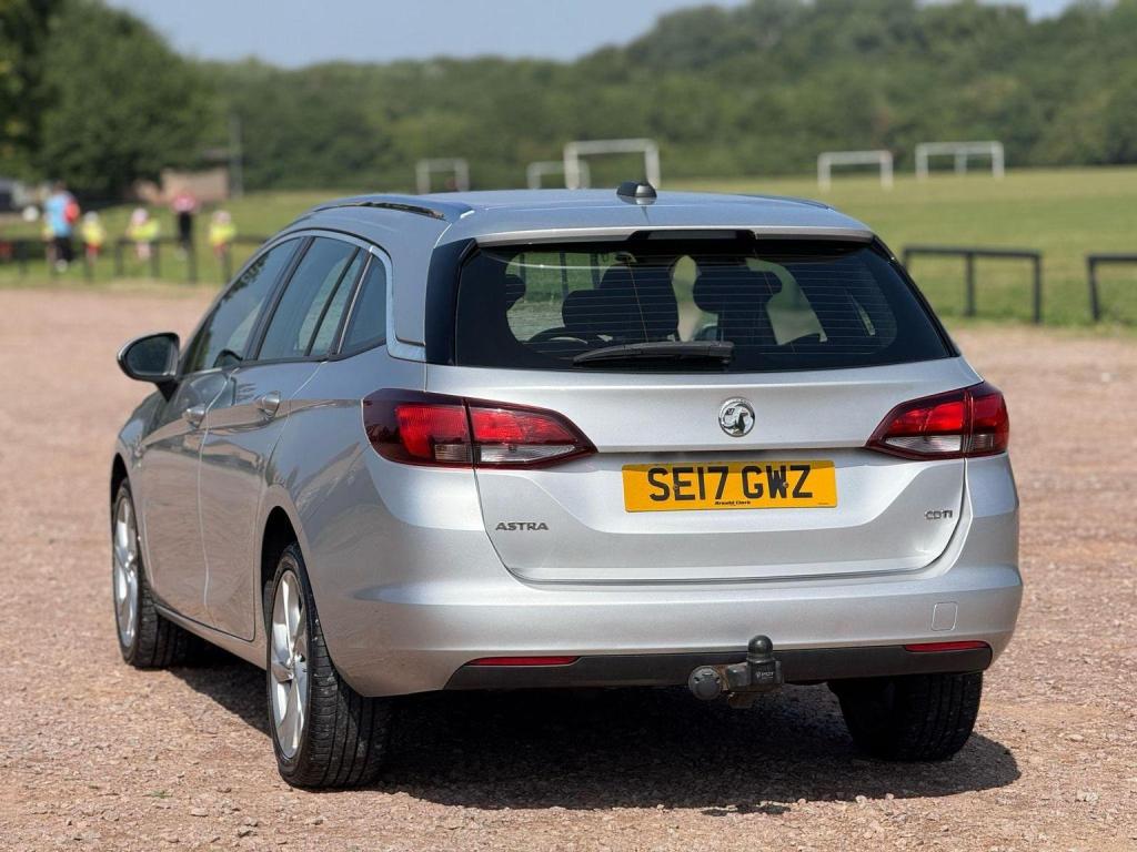 VAUXHALL ASTRA