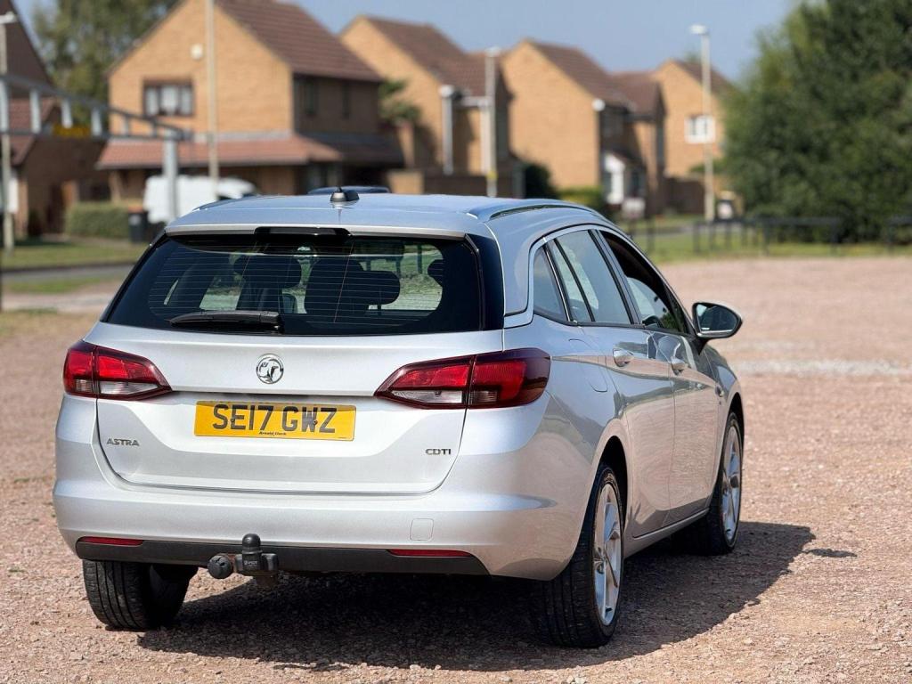 VAUXHALL ASTRA