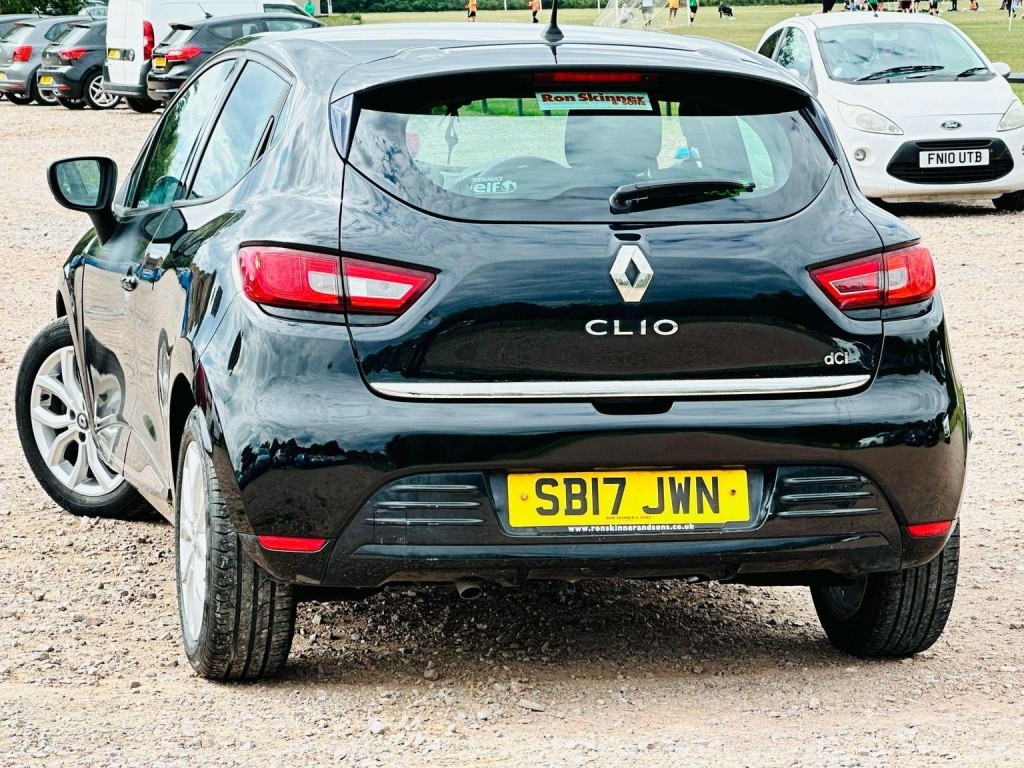 RENAULT CLIO