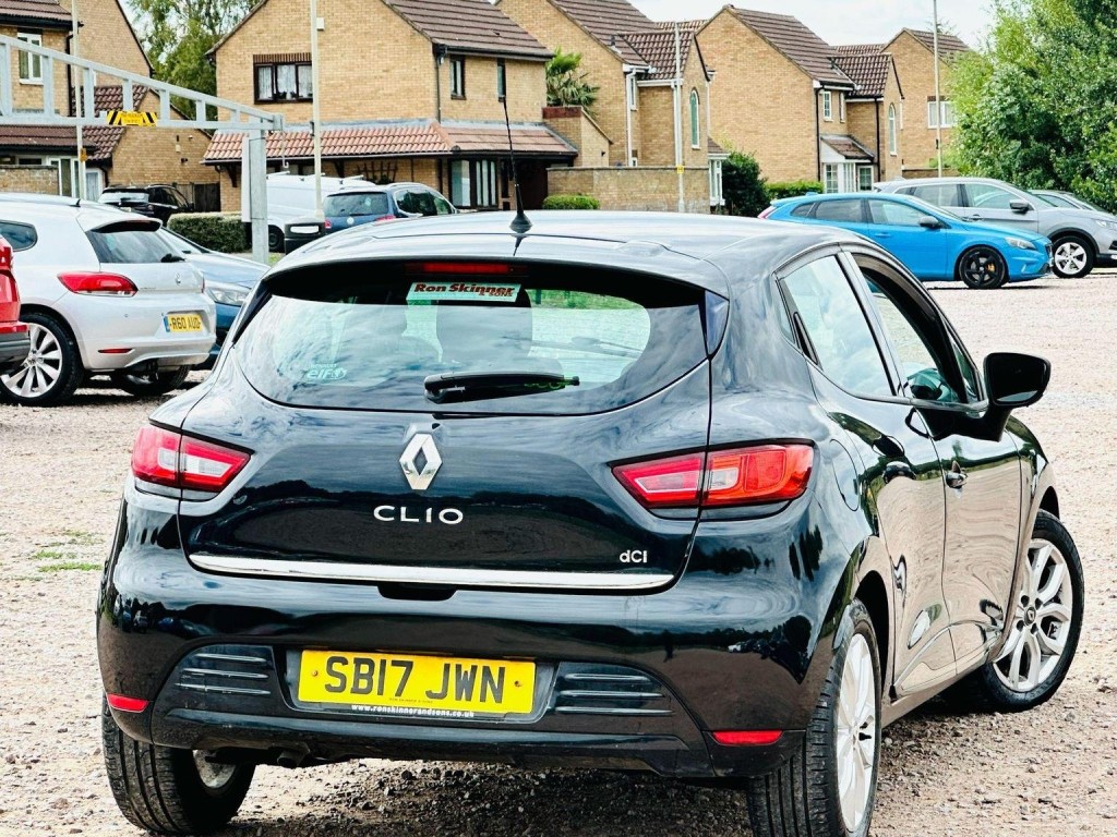 RENAULT CLIO