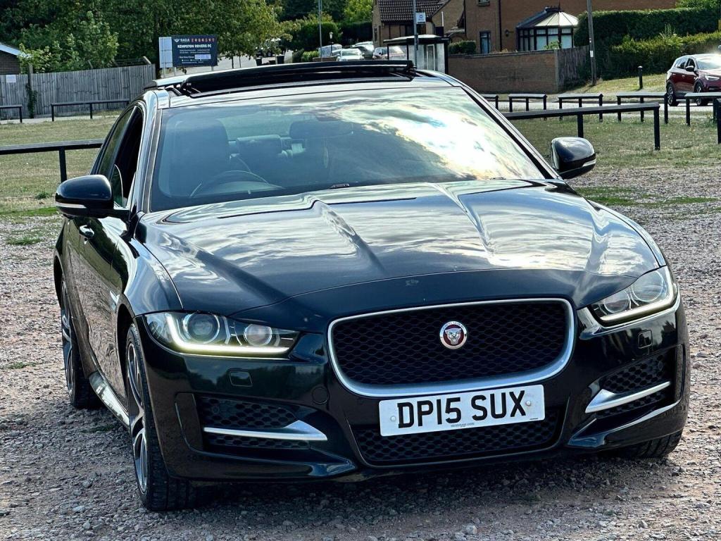 JAGUAR XE