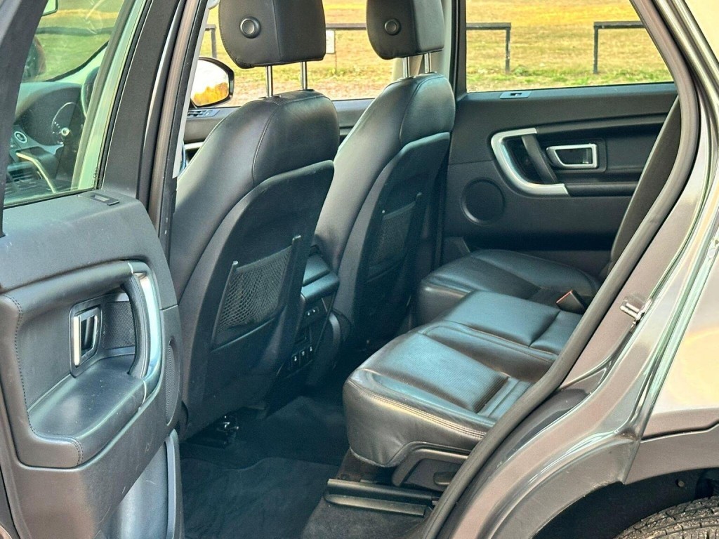 LAND ROVER DISCOVERY SPORT