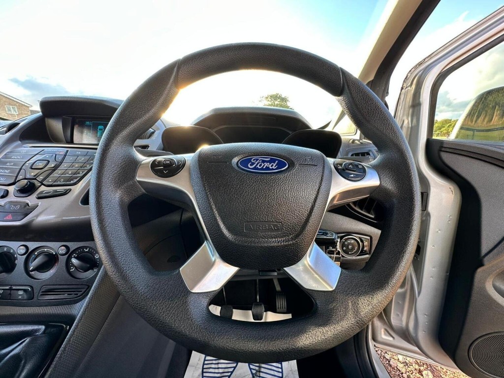 FORD GRAND TOURNEO CONNECT