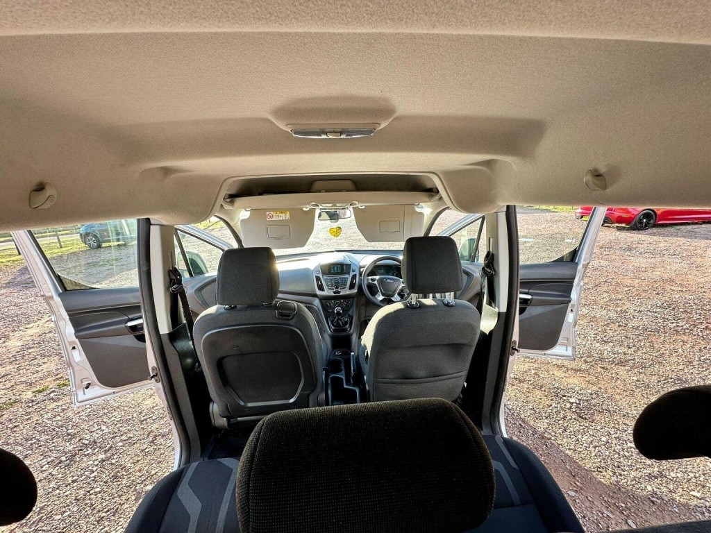 FORD GRAND TOURNEO CONNECT