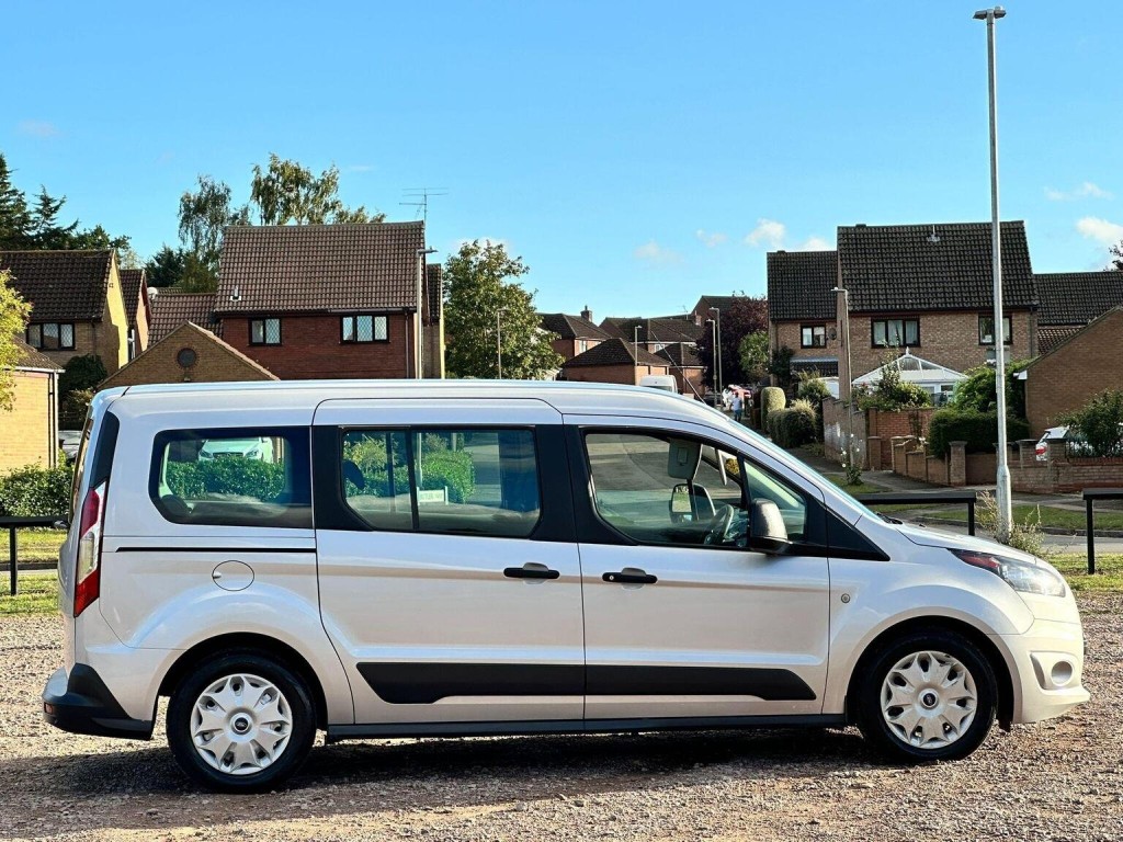 FORD GRAND TOURNEO CONNECT