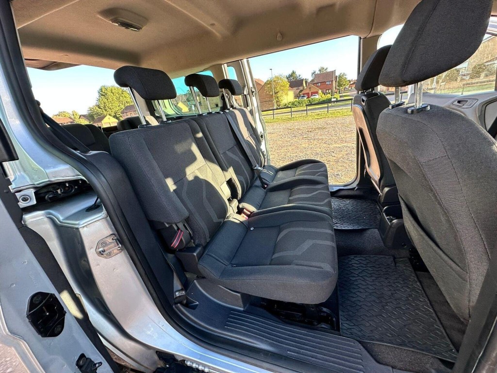 FORD GRAND TOURNEO CONNECT