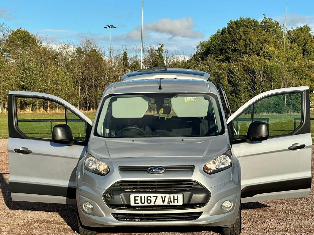 FORD GRAND TOURNEO CONNECT