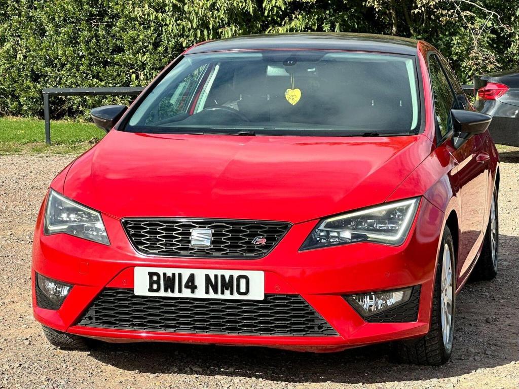 SEAT LEON