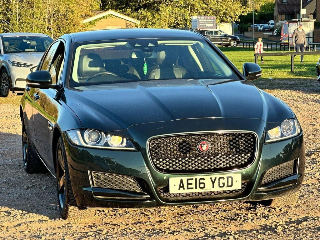 JAGUAR XF