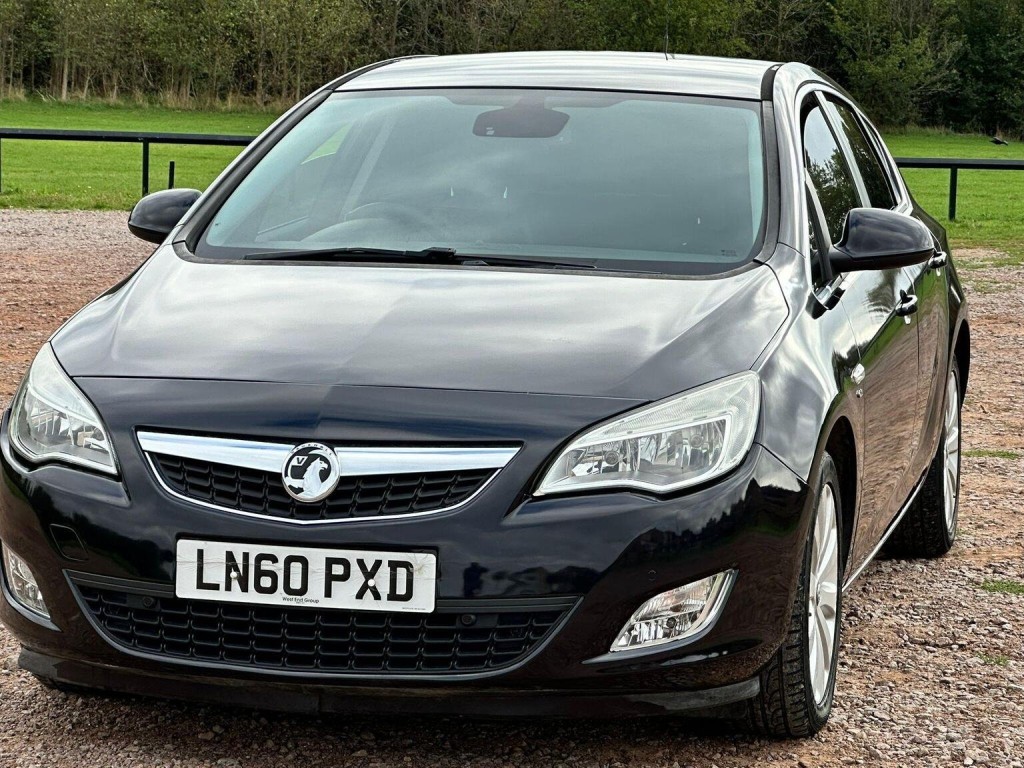 VAUXHALL ASTRA
