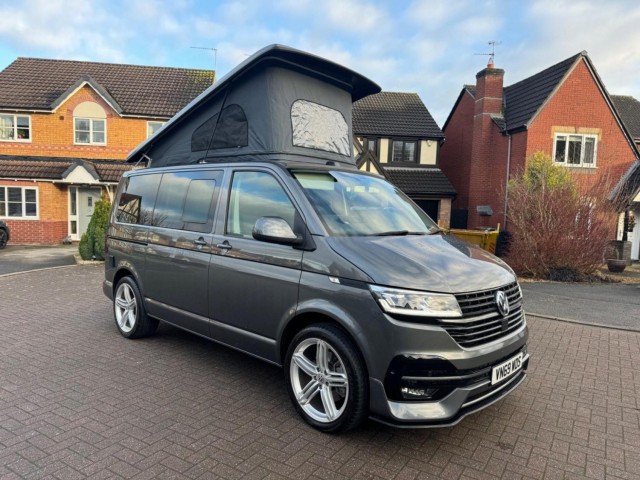 VOLKSWAGEN TRANSPORTER 2.0 TDI T32 Highline Kombi DSG FWD SWB Euro 6 (s/s) 5dr (2020/69)