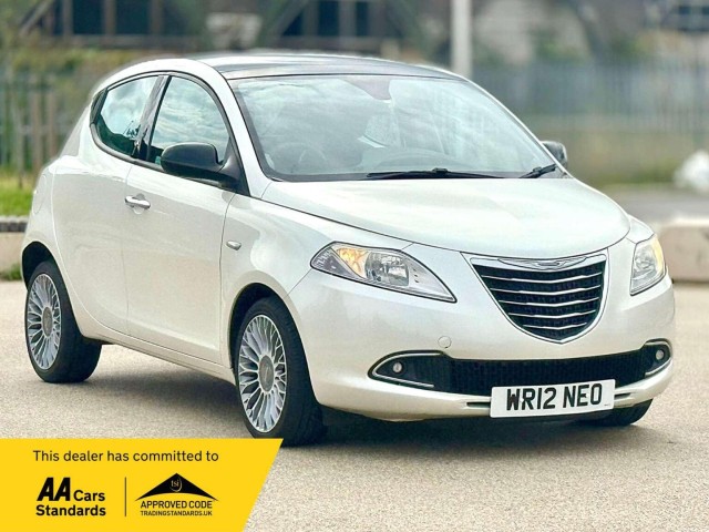 CHRYSLER YPSILON