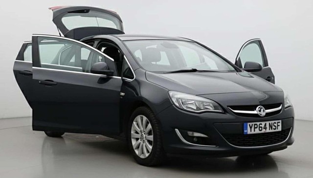 VAUXHALL ASTRA