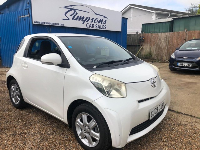 TOYOTA IQ