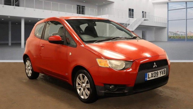 MITSUBISHI COLT