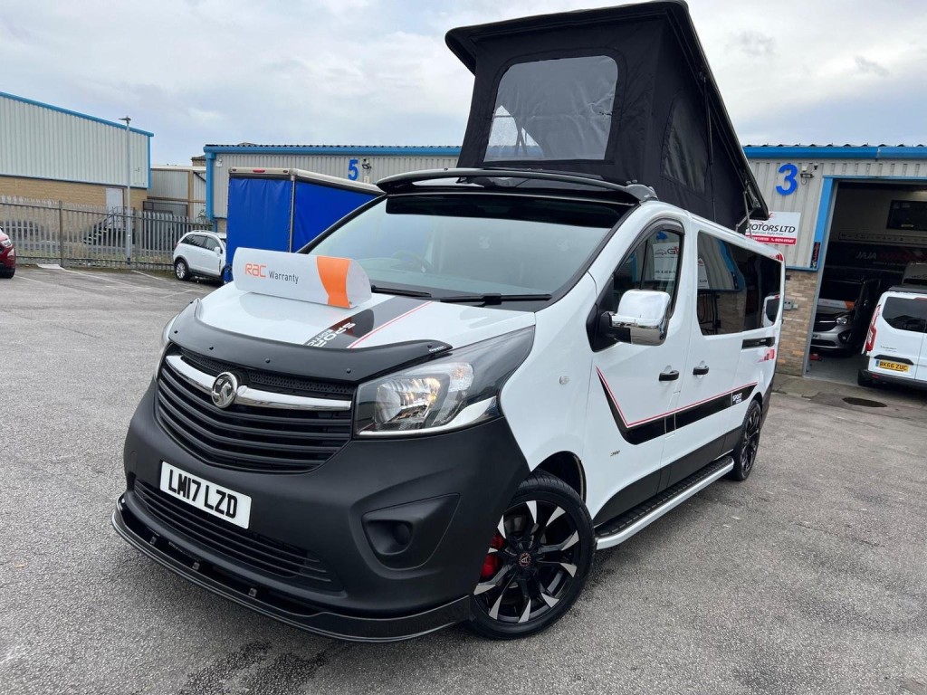 VAUXHALL VIVARO