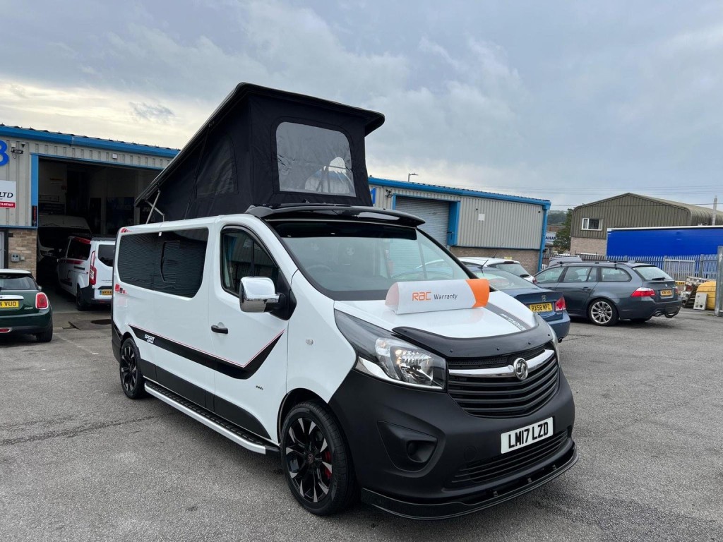 VAUXHALL VIVARO