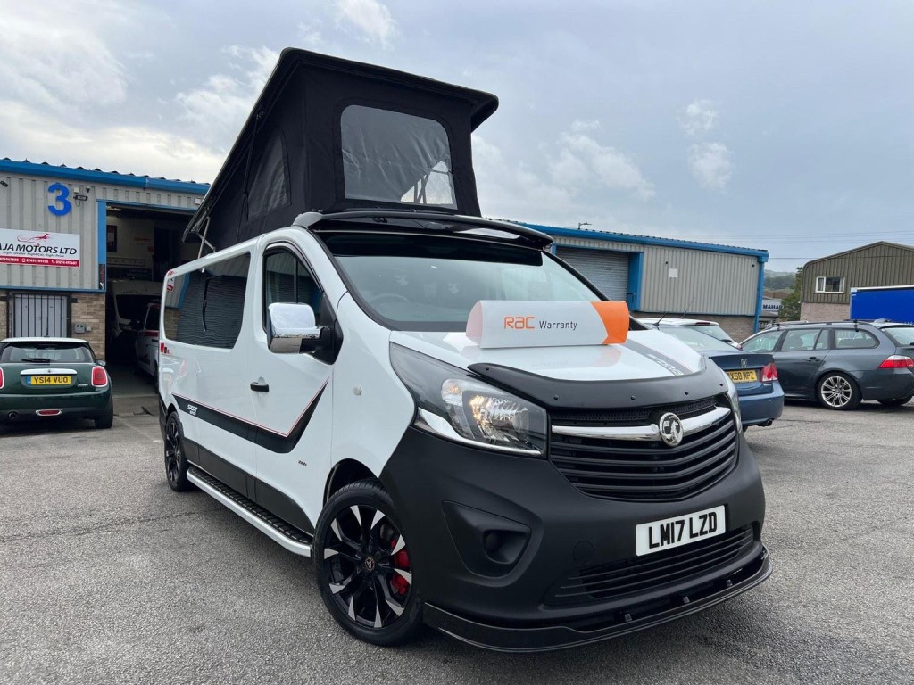 VAUXHALL VIVARO