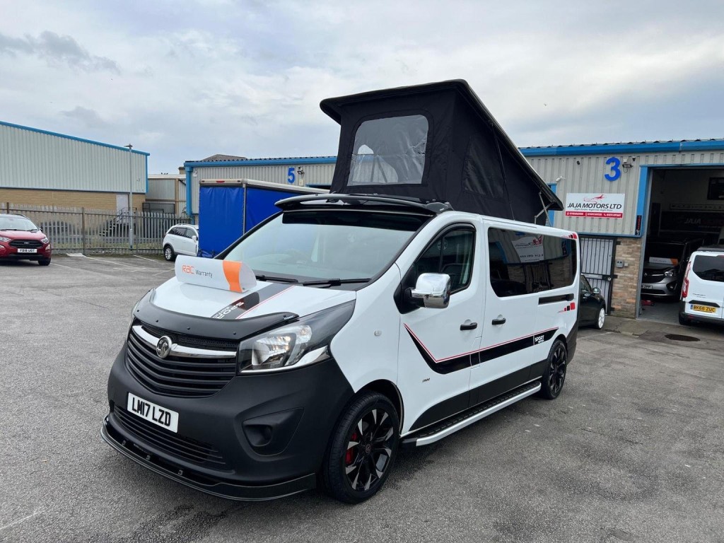 VAUXHALL VIVARO