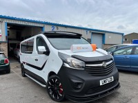VAUXHALL VIVARO