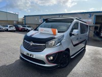 VAUXHALL VIVARO