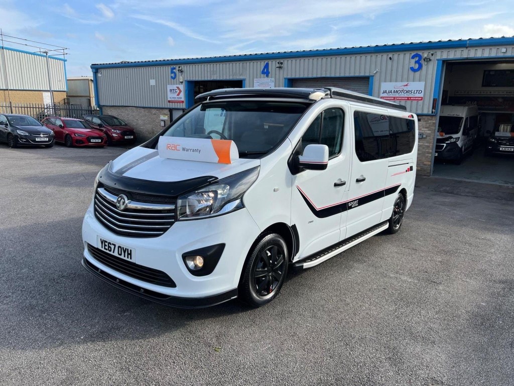 VAUXHALL VIVARO