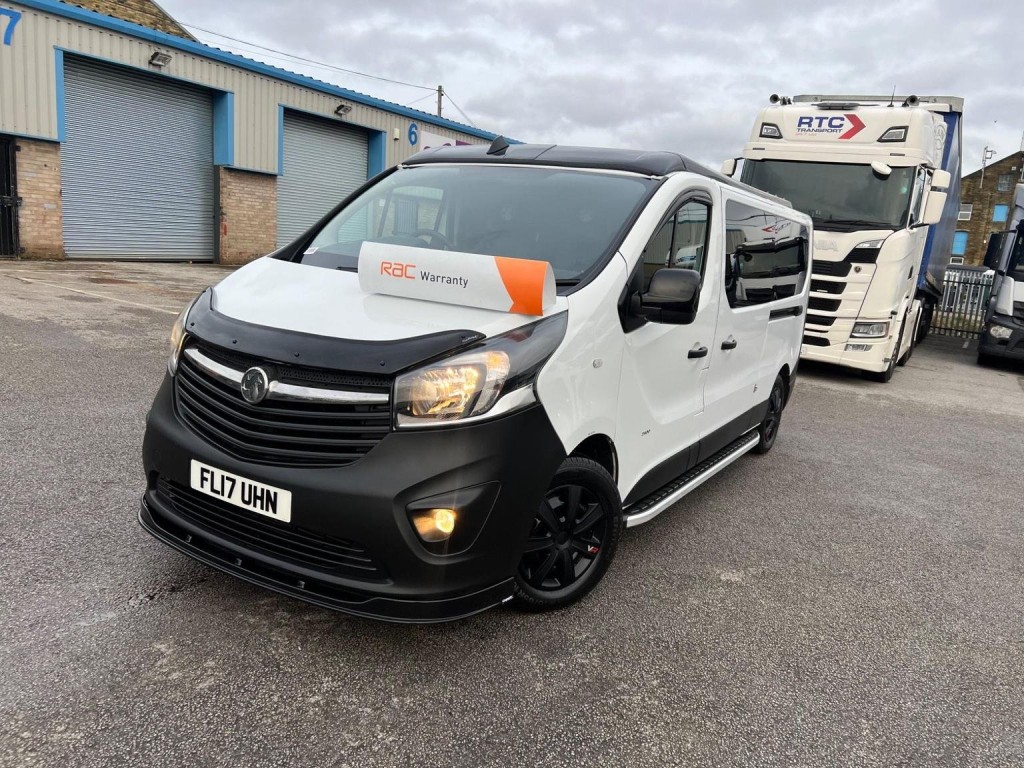 VAUXHALL VIVARO