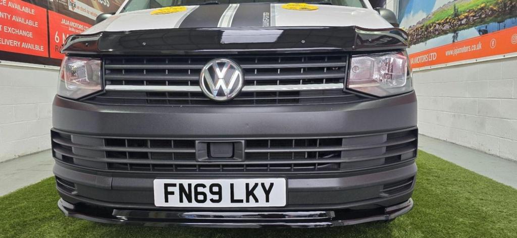 VOLKSWAGEN TRANSPORTER