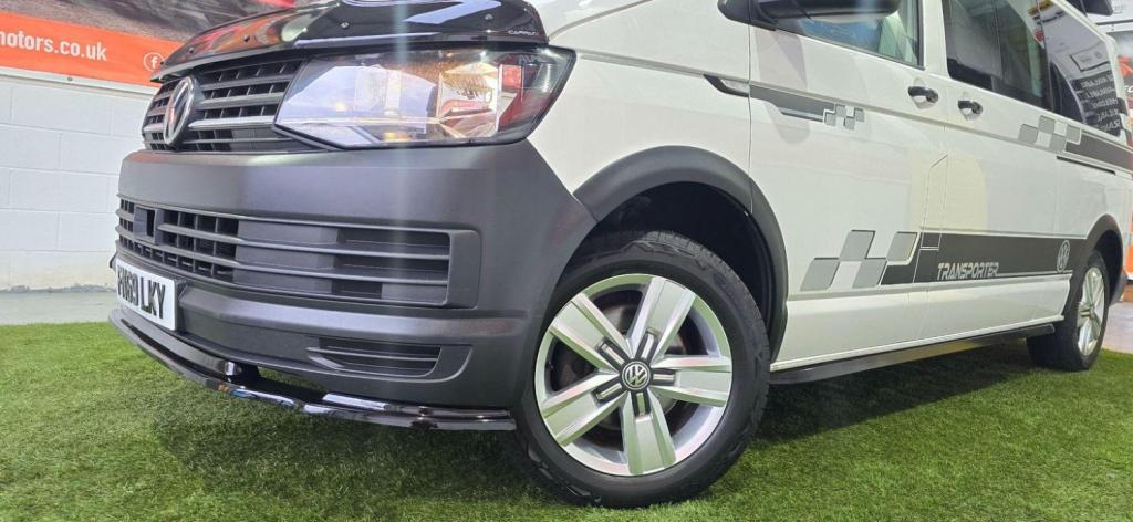 VOLKSWAGEN TRANSPORTER