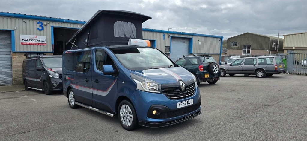 RENAULT TRAFIC