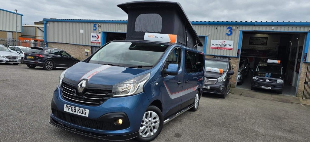 RENAULT TRAFIC