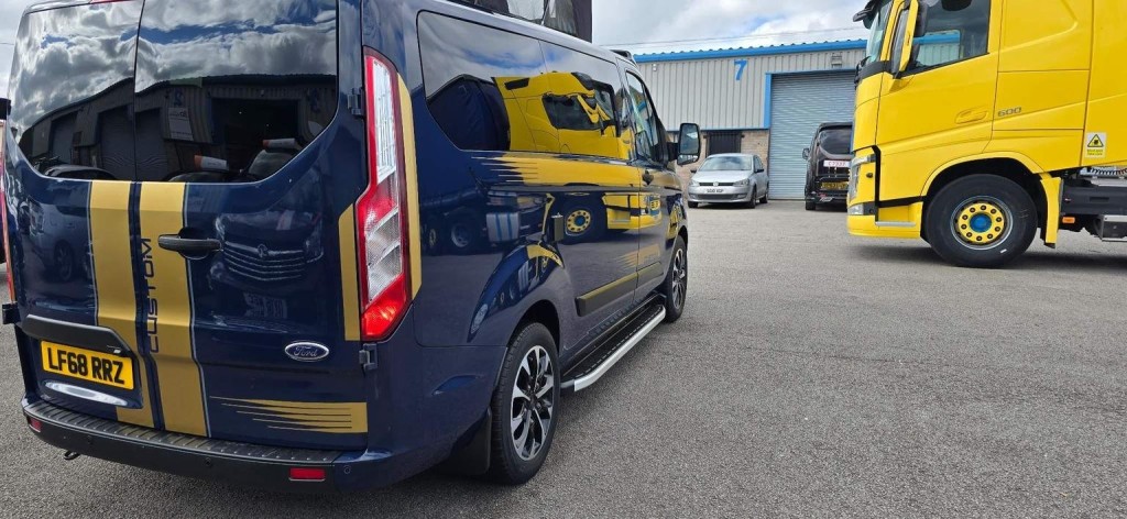 FORD TRANSIT CUSTOM